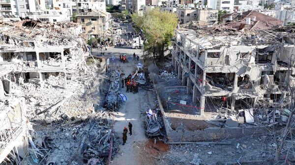 CANLI İran-İsrail çatışmasının 5. günü: Karşılıklı hava saldırıları devam ederken ABD kuvvetlerini bölgeye gönderiyor