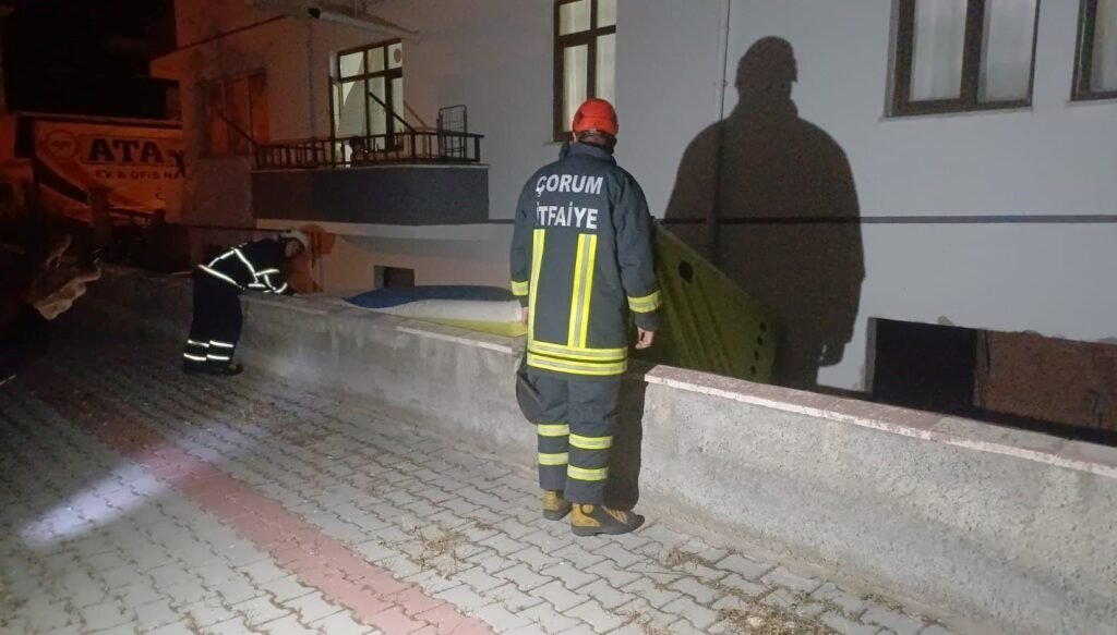 İntihara kalkışan şahsı polis vazgeçirdi