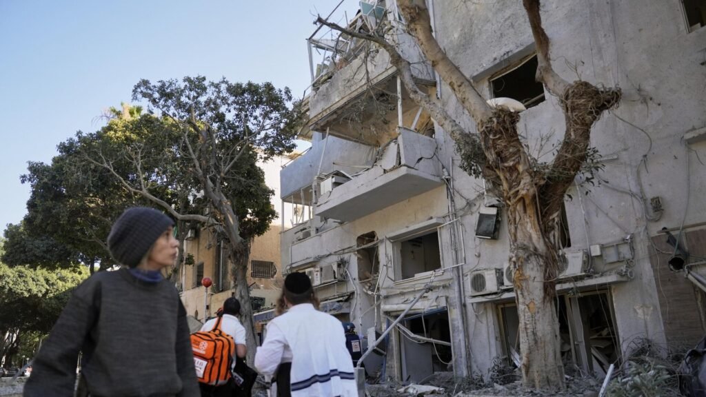 İran’ın hasar verdiği Hayfa rafinerisi ekim ayında yeniden faaliyete geçebilir