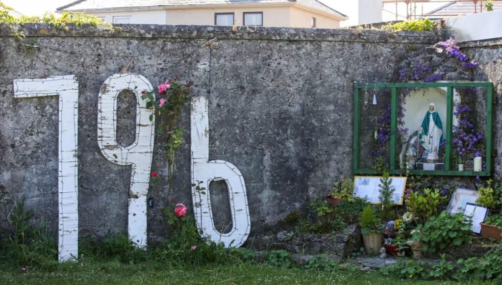 İrlanda’da bebek skandalı: Sığınma evinin bahçesinde 796 cenaze aranacak