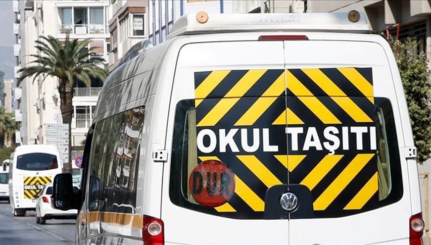 Okul servisinde tartıştığı öğrenciyi imdat çekiciyle yaraladı