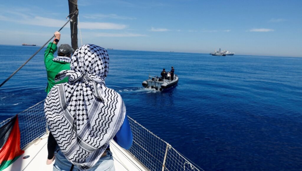 Özgürlük Filosu, Gazze yolunda: İsrail harekete geçeceğini duyurdu