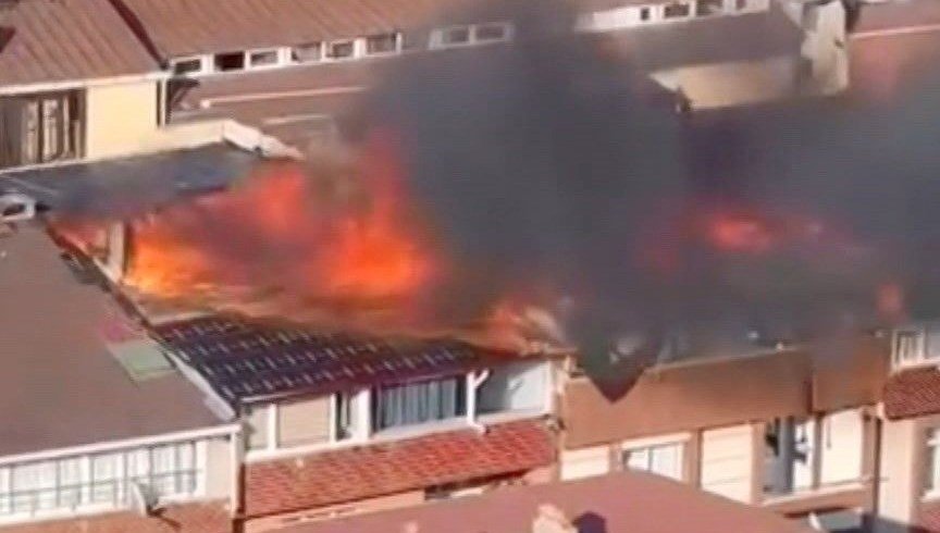 Sultangazi’de yangın paniği: İki binaya daha sıçradı