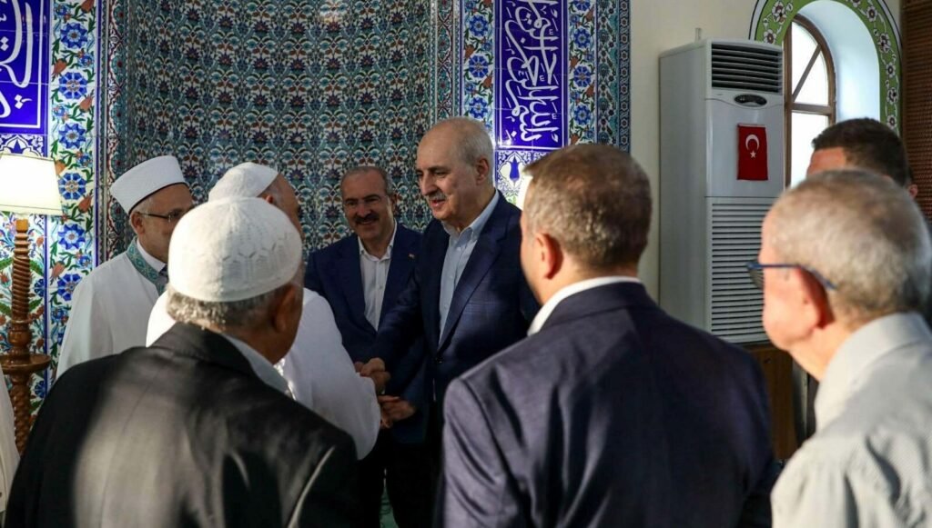 TBMM Başkanı Kurtulmuş bayram namazını Çanakkale’de kıldı