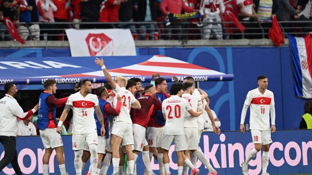 TFF duyurdu: A Milli Futbol Takımı’ndan 3 futbolcu çıkarıldı