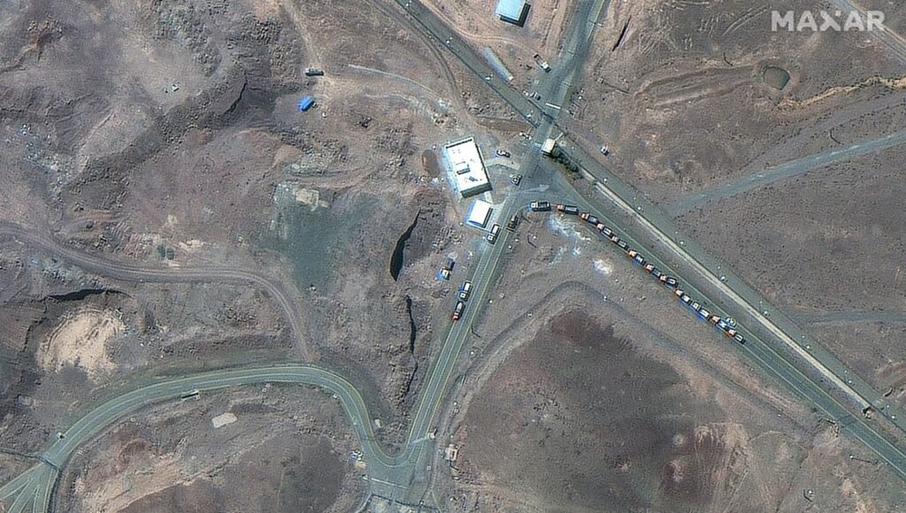 Tüneller dolduruldu, kamyonlar kaçırıldı: İran’ın nükleer tesisinde saldırıdan önce ne yaşandı?
