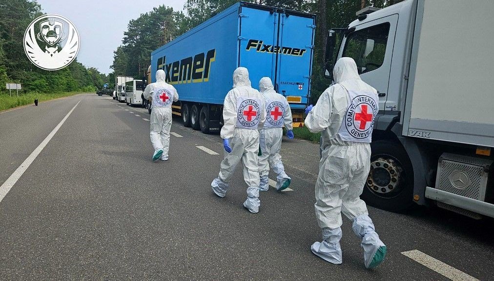 Ukrayna, Rusya’dan 1200 Ukraynalı asker ve sivilin cenazesini teslim aldı