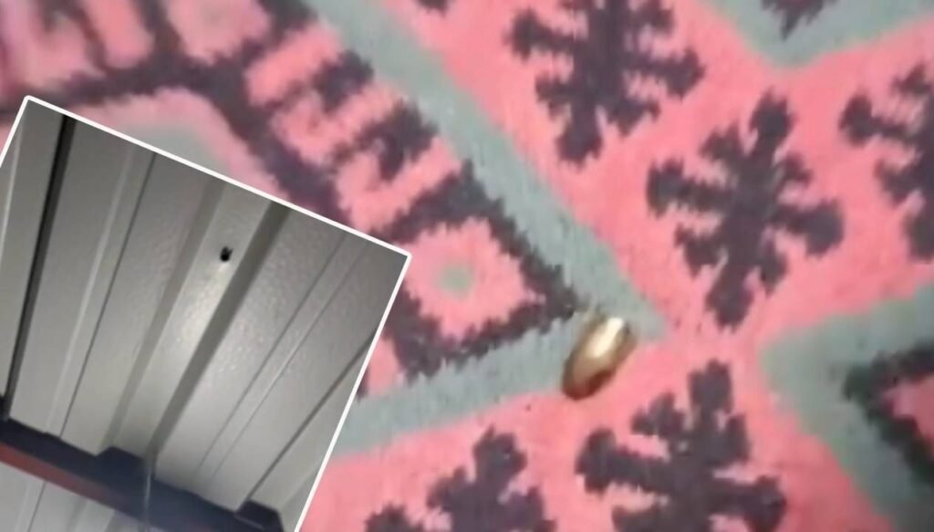 Yorgun mermi, ailenin oturduğu çardağa isabet etti