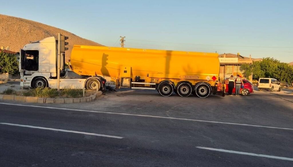 84 yaşındaki motosiklet sürücüsü kazada öldü