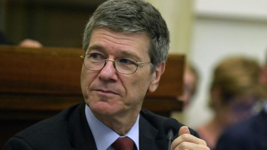 ABD’li ekonomist Sachs’tan Ukrayna’ya silah sevkiyatına ilişkin tepki: ‘Daha fazla artırılmaz’