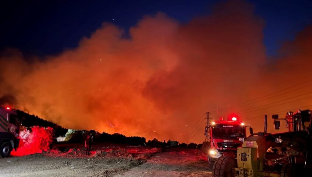 Alevler 29 saat sonra kontrol altında