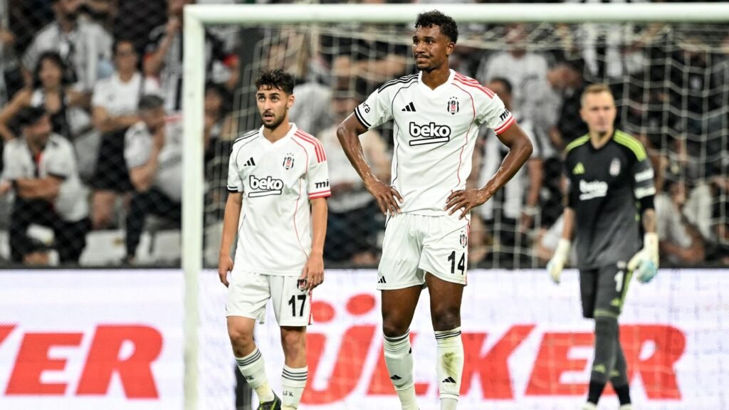 Beşiktaş evinde 4-2 mağlup oldu: Kara Kartal, Avrupa’da tur şansını zora soktu