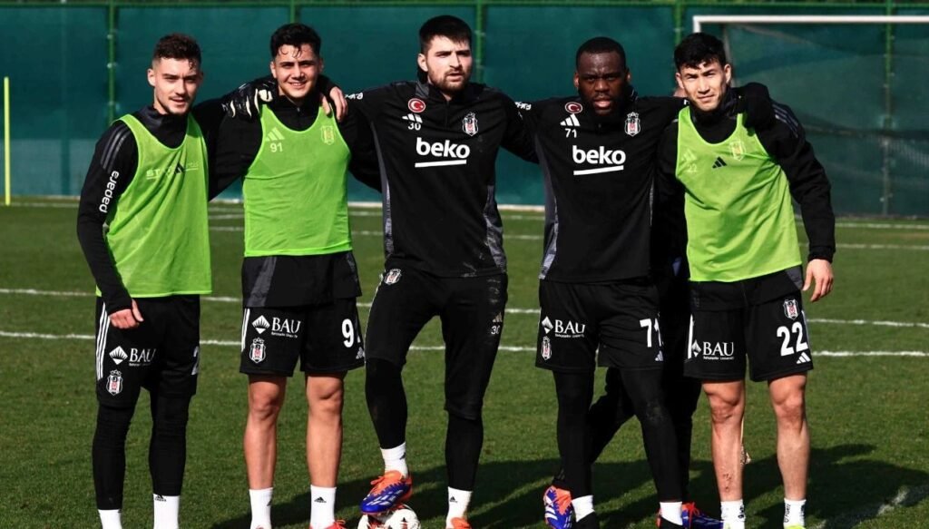 Beşiktaş’ta ayrılık resmen açıklandı: Yeni takımı da duyuruldu