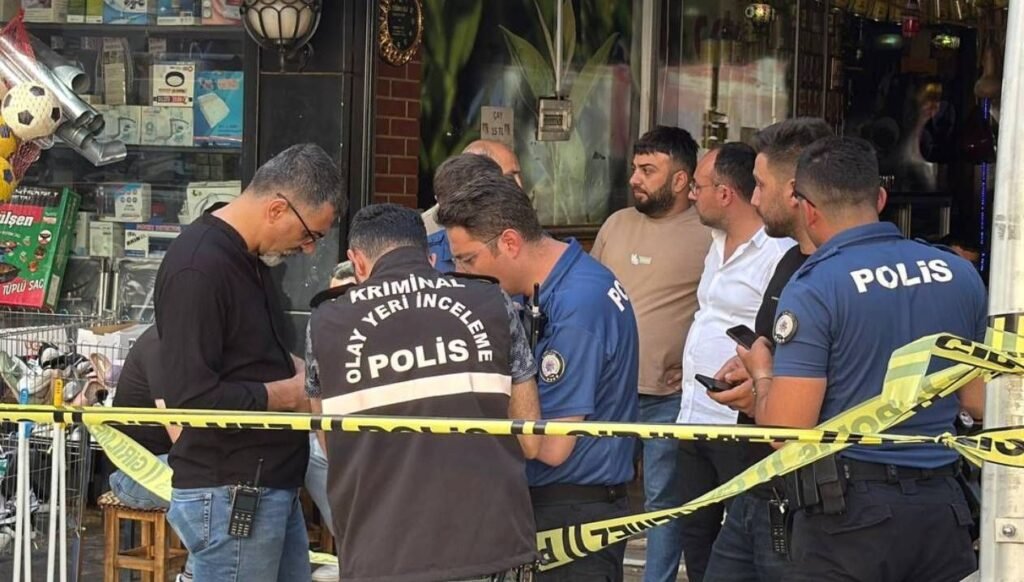 Bıçaklı kavgada yaralandı, hastanede öldü