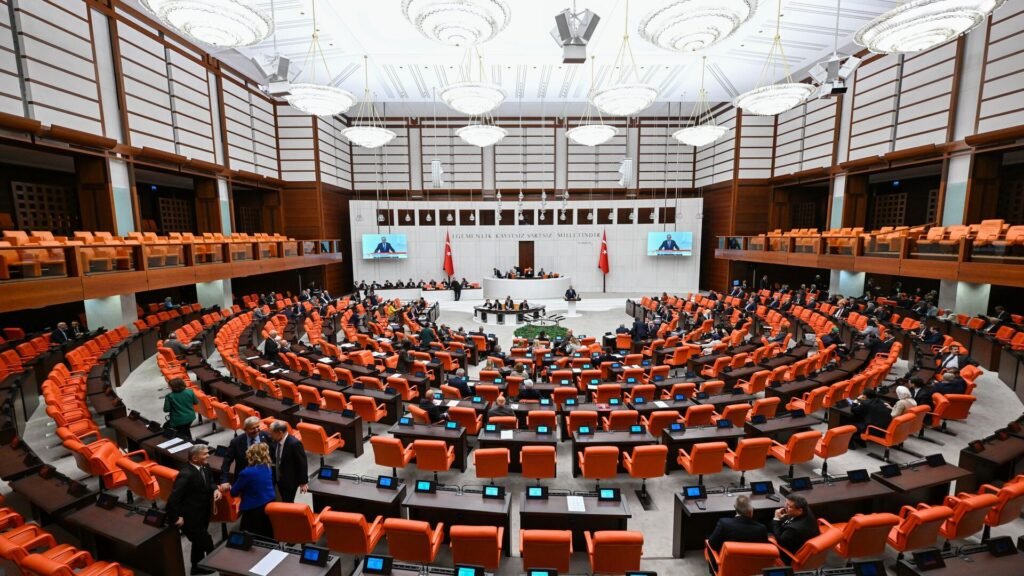 Gelecek Partisi’nde 3 günde 3. istifa: ‘Sürdürülebilir siyasi zemin kalmadı’