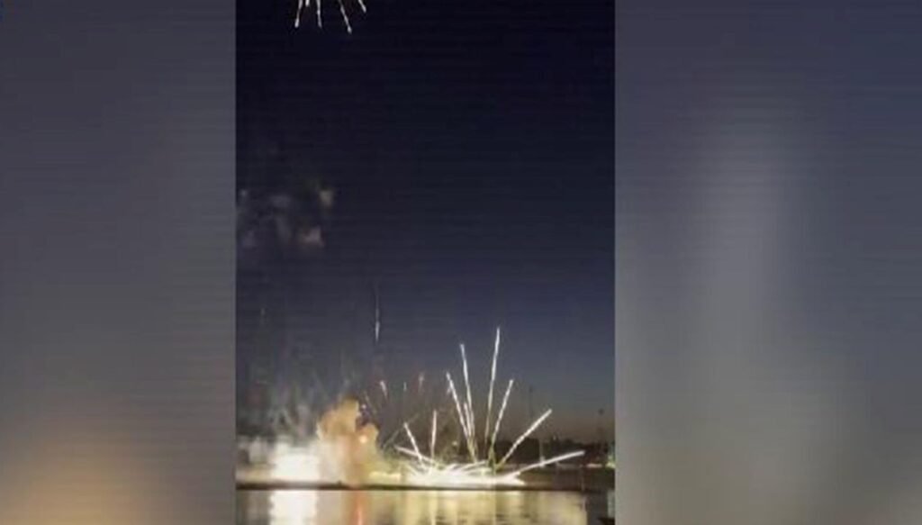 Havai fişekler erken patladı: 4’ü ağır 19 yaralı