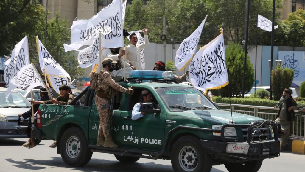 İngiltere Savunma Bakanlığı’nda veri sızıntısı skandalı: On binlerce Afgan’ın bilgileri internette yayınlandı