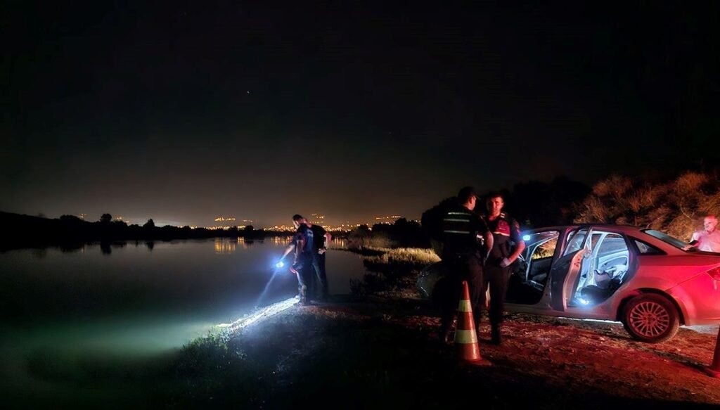 Kayıp kuzenlerin aracı Kelkit Çayı kenarında bulundu