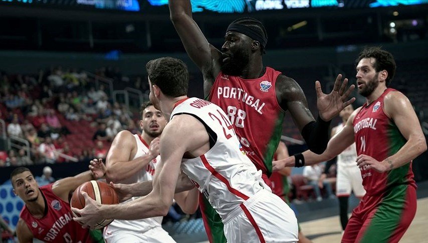 “12 Dev Adam” Estonya ile karşılaşacak