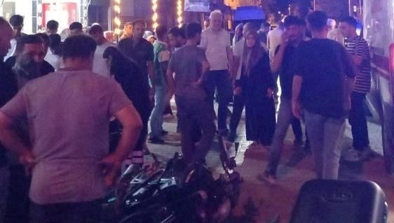 Adıyaman’da motosiklet yayalara çarptı: Üç yaralı