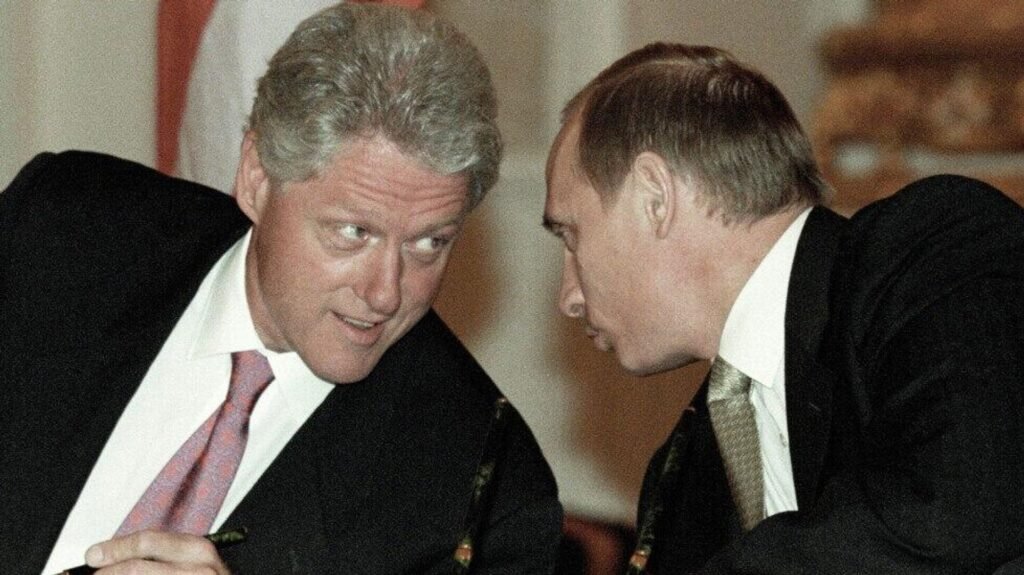 Clinton, Putin’e güvence vermişti: ‘NATO’nun doğuya genişlemesi Rusya’yı tehdit etmiyor’