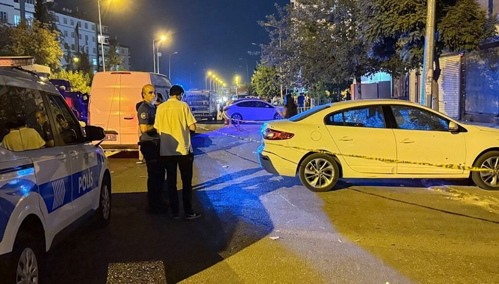 Çocukların kavgasına aileler karıştı, 12 kişi vuruldu