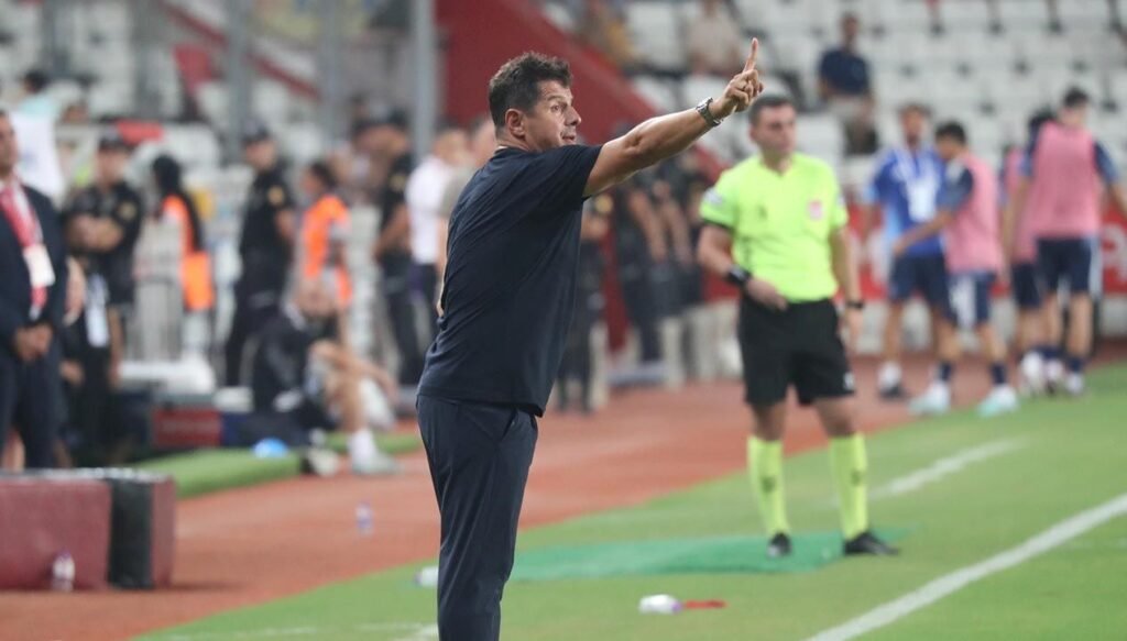 Emre Belözoğlu puan hedefini açıkladı