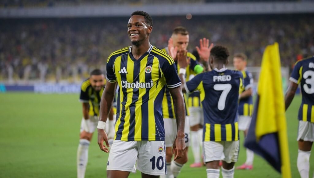 Fenerbahçe, Benfica karşısında avantaj peşinde: İlk 11’de sürpriz ve Kerem Aktürkoğlu’nun son durumu