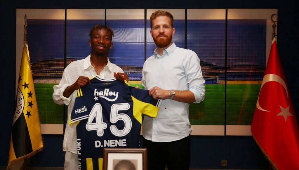Fenerbahçe Dorgeles Nene’yi duyurdu: 5 yıllık sözleşme