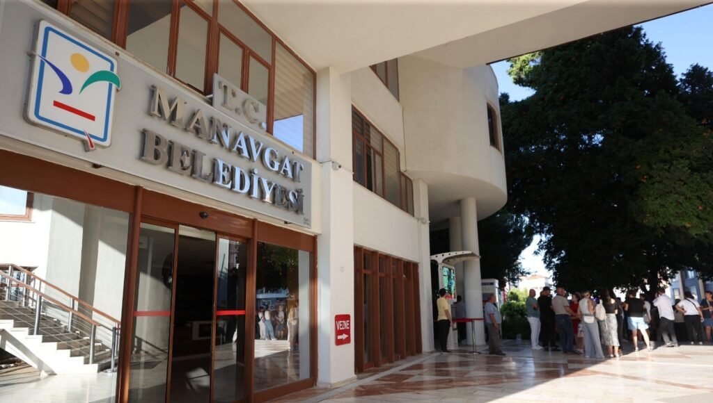 Manavgat Belediyesi’ne yönelik soruşturmada “ek ifade” sonrası 2 tahliye