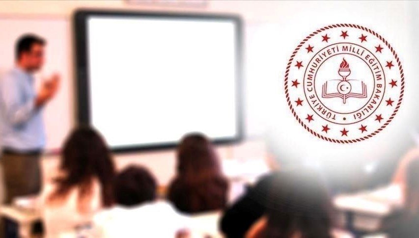 Öğretmenlerin il içi yer değiştirme sonuçları açıklandı