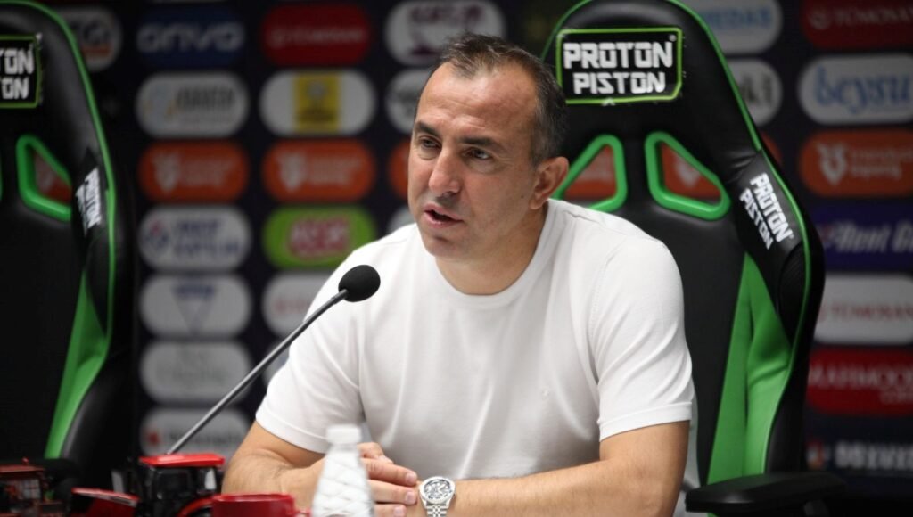 Recep Uçar: “Oyuncularımı tebrik eidyorum”