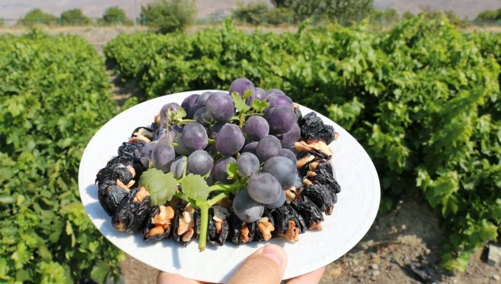 Tarlada kilosu 100 liraya satılıyor: ”Kan yapıcı özelliği var”