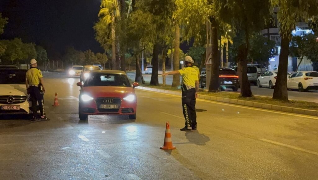 Adana’da drone destekli trafik denetimi