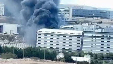 Arnavutköy’de fabrika bahçesinde korkutan yangın
