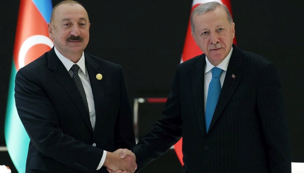 Cumhurbaşkanı Erdoğan Çin’de Aliyev’le bir araya geldi