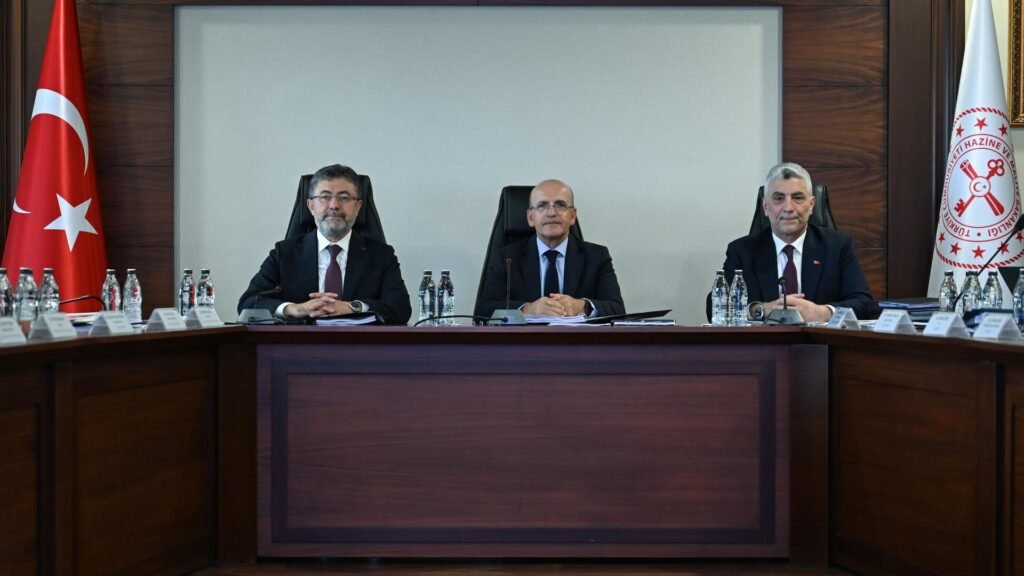 Gıda Komitesi toplandı: Gıda fiyat hareketlerinin tüketiciye yansımalarına yönelik alınabilecek tedbirler görüşüldü