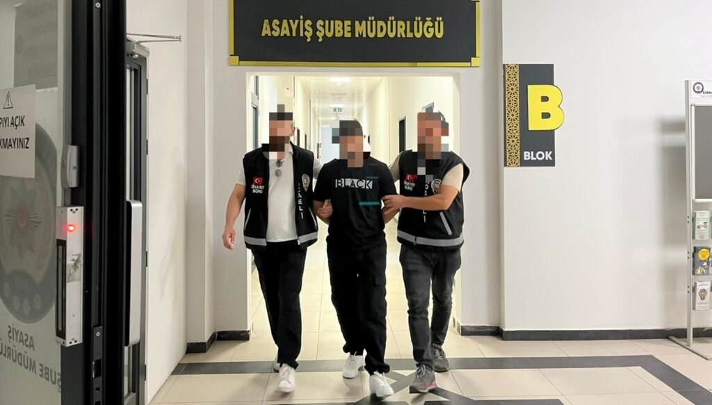 İnşaat şantiyesinde işçiler arasında bıçaklı kavga