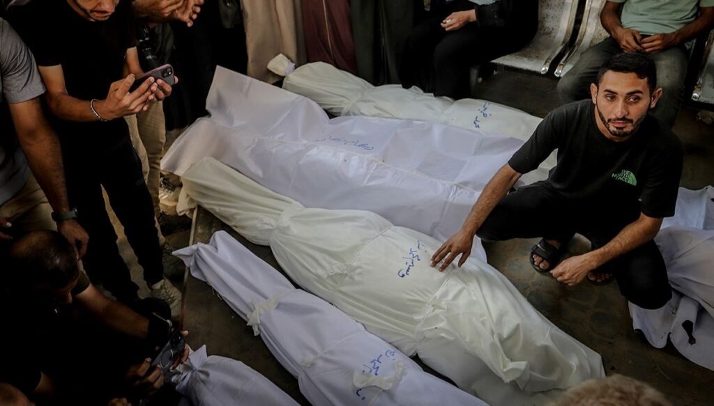 İsrail 3 haftada bin 100 Gazzeliyi katletti