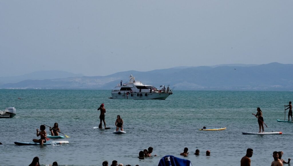 Küresel Sumud Filosu gemisi vuruldu