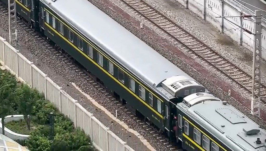 Kuzey Kore lideri Kim Jong Un, zırhlı trenle Pekin’e gitti