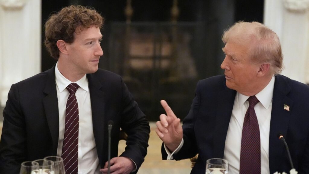 Trump ile Zuckerberg konuşurken mikrofon açık kaldı: ‘2028’e kadar en az 600 milyar dolar yatırım yapacağım’