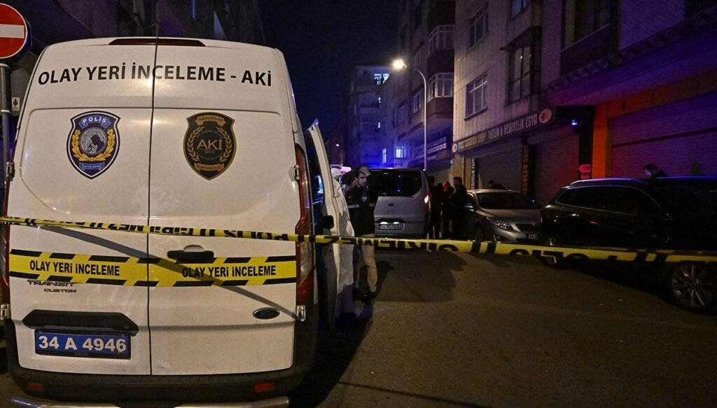 9 yaşındaki oğlu ile kardeşini katletti