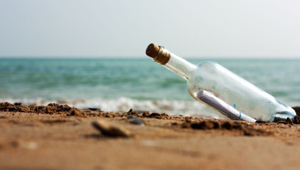 Bir asırlık mesaj: İki askerin şişedeki mektubu 109 yıl sonra bulundu