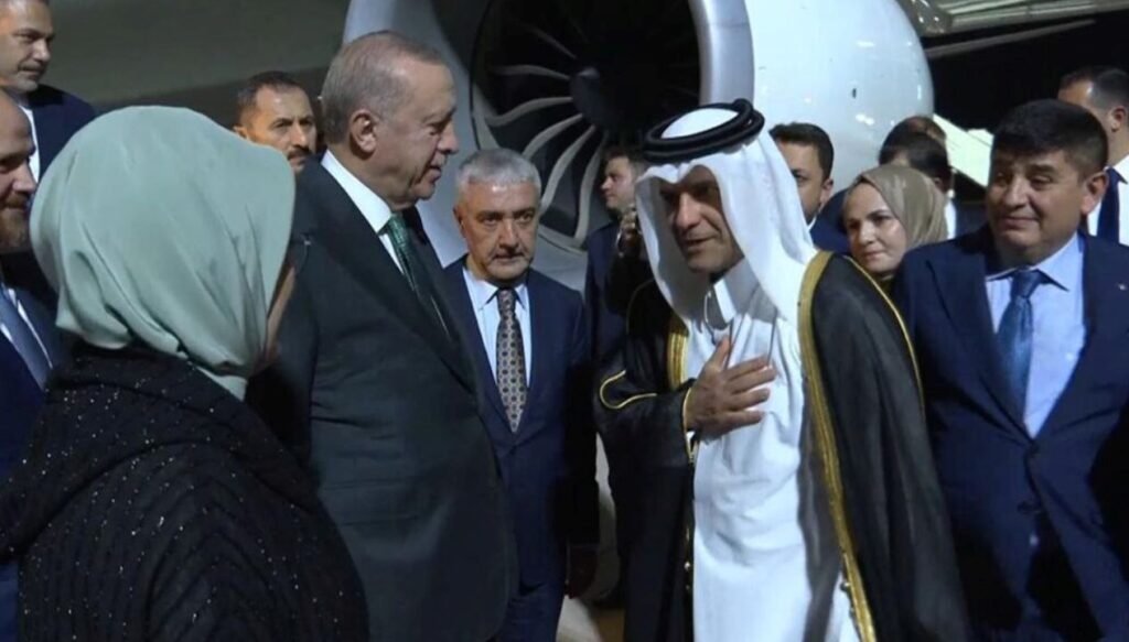 Burhanettin Duran’dan Körfez turu paylaşımı: “Yeni bir sayfa açtı”