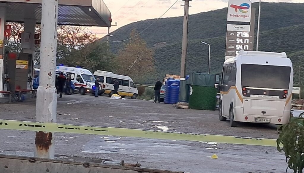 Bursa’da benzinlikte çatışma! 1 ölü, 1 yaralı