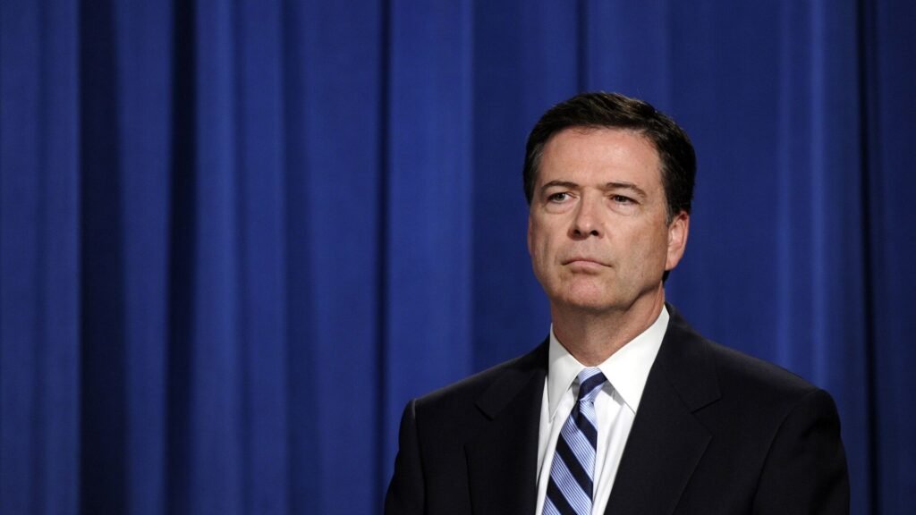 Eski FBI Direktörü Comey, ‘yalan tanıklık’ davasında suçlamaları reddetti