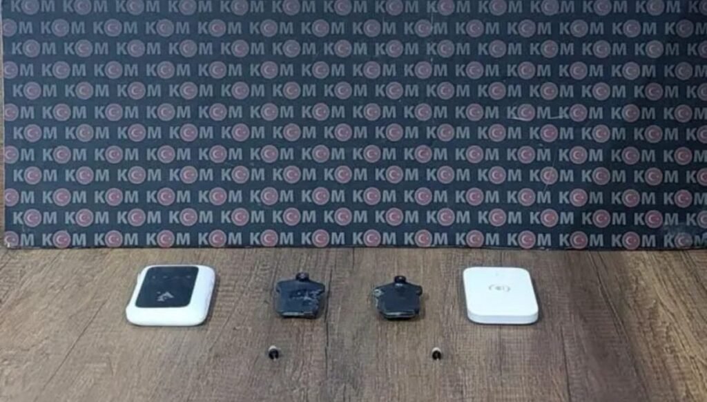 Motorlu taşıtlar sınavında kopya ağı: 11 kişi yakalandı