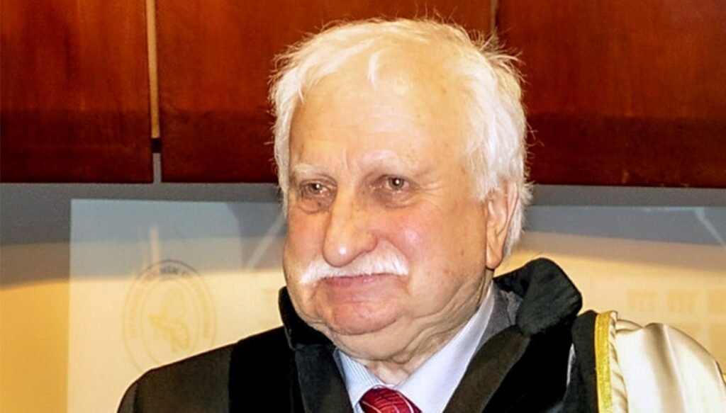 Neyzen Niyazi Sayın vefat etti: Yaşayan en eski Fenerbahçeli futbolcuydu