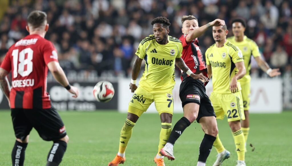 “Sezonun ateşi bu maçta yatıyor” | Spor yazarlarından Fenerbahçe yorumu